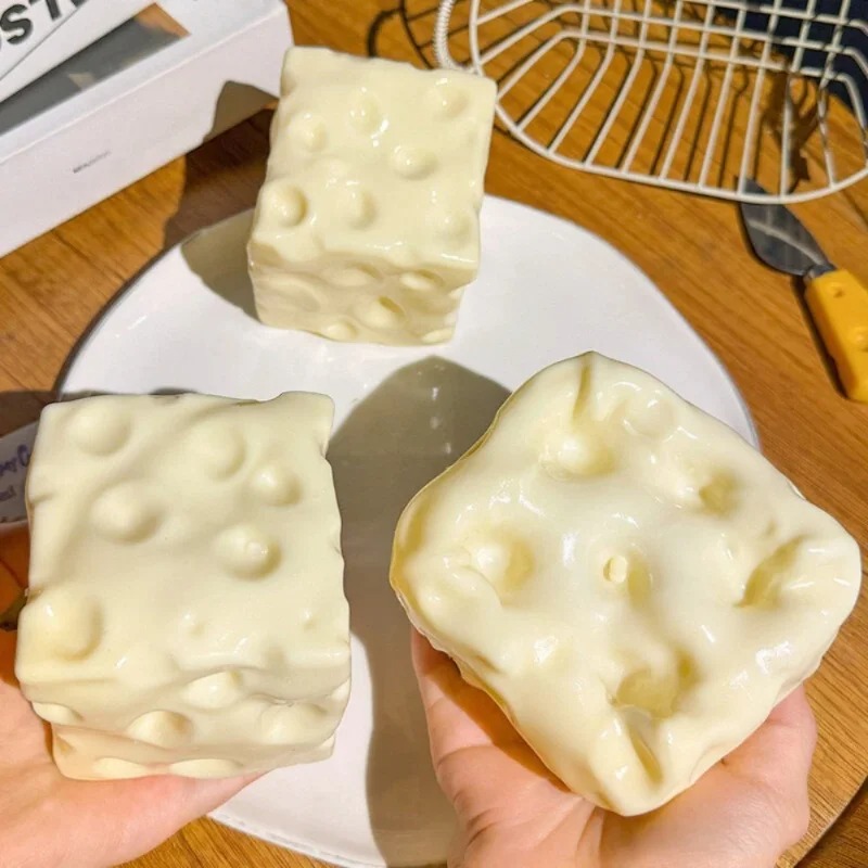 Novelty Gifts - 타바 스퀴시 치즈 큐브 스트레스 볼,